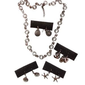Jewelry Lot - Fashion Jewelry